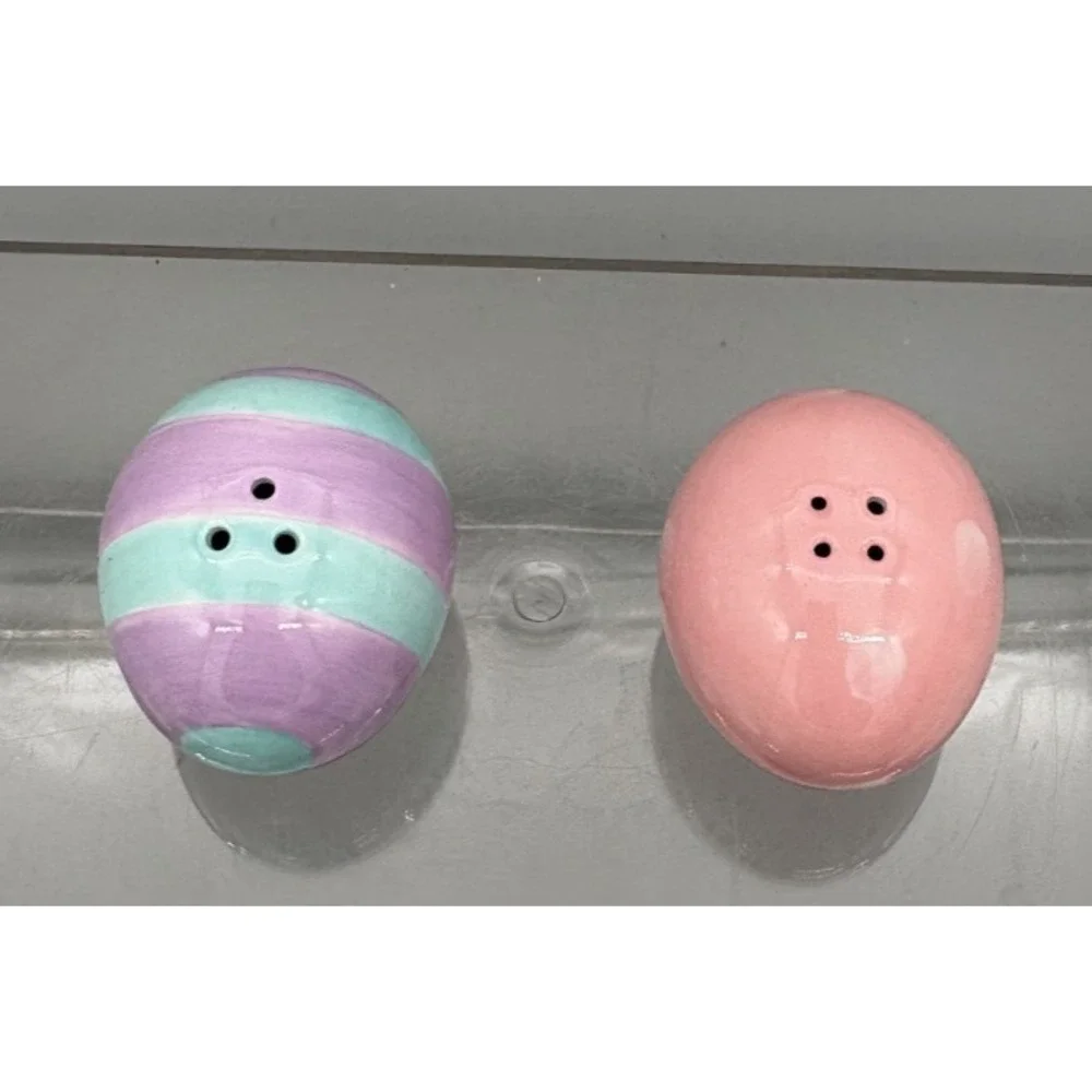 Vintage Silvestri‎ Easter Eggs Salt & Pepper Shakers Ceramic Pastel Pink Purple